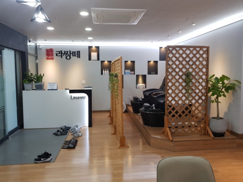 천안 최고상권의 한국 건전마사지샵 직원모집